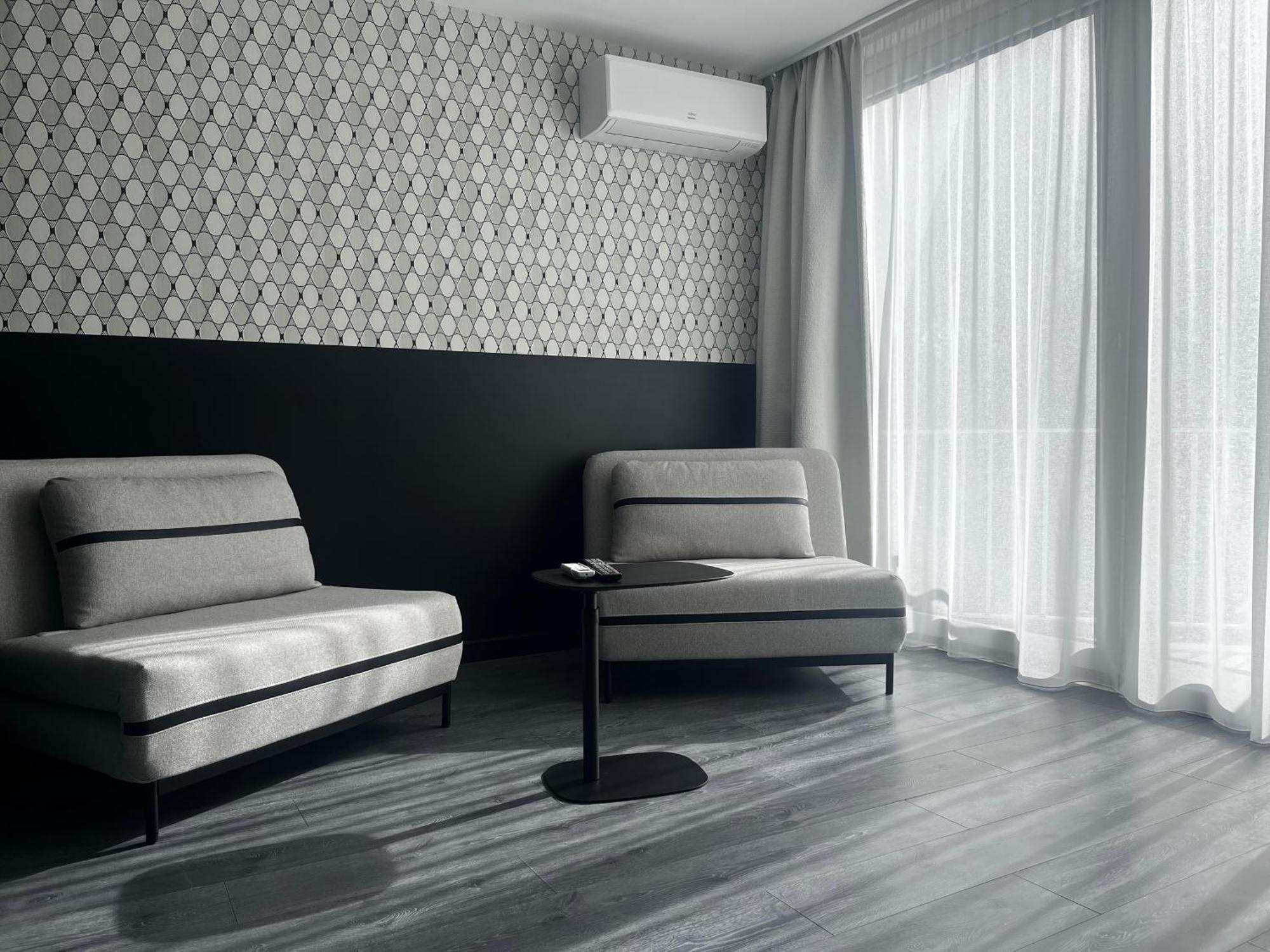 Le Prose Hotel ลา กร็องเดอ-ม็อต ภายนอก รูปภาพ